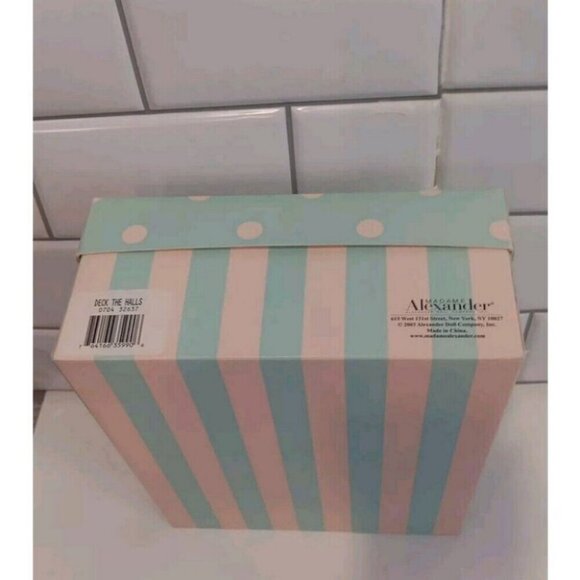 Madame Alexandera 'Deck The Halls' 8 In Doll Red Velvet Dress 2003 New In Box - Picture 13 of 15